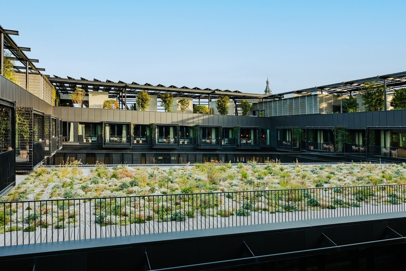 Jardin-hotel-madame-reve