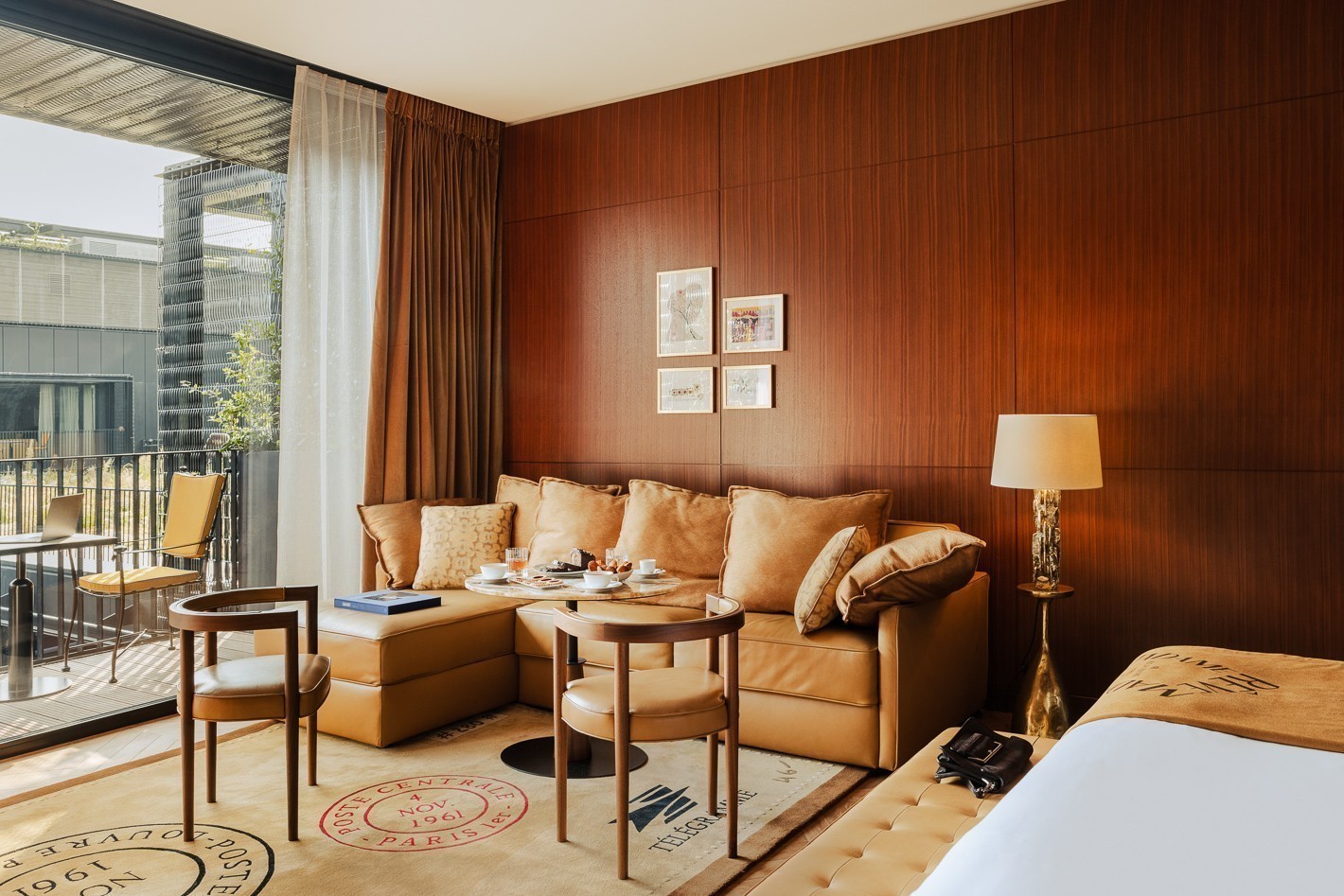 junior-suite-family-vue-jardin-terrasse-2-hotel-madame-reve