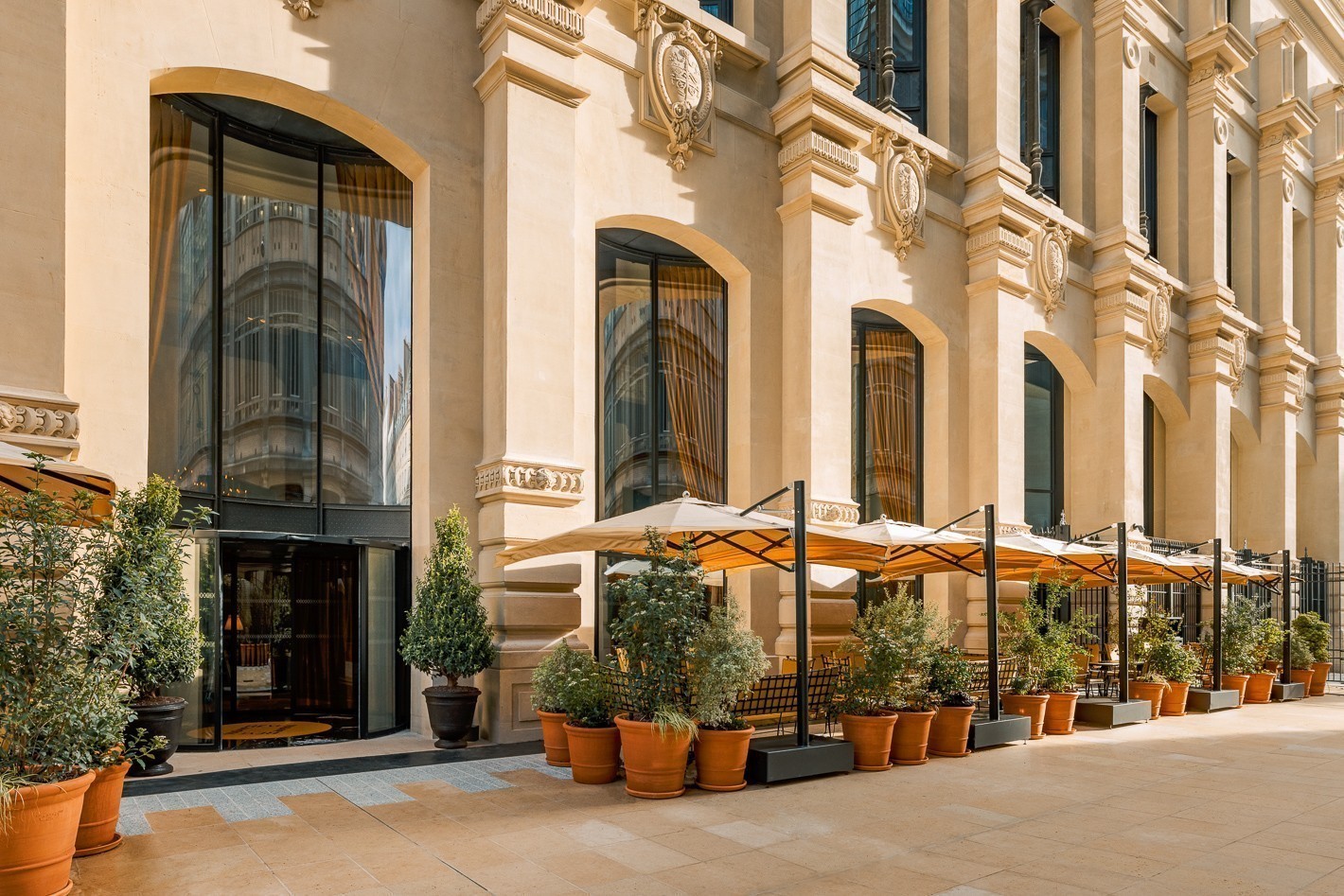 restaurant-terrasse-hotel-madame-reve